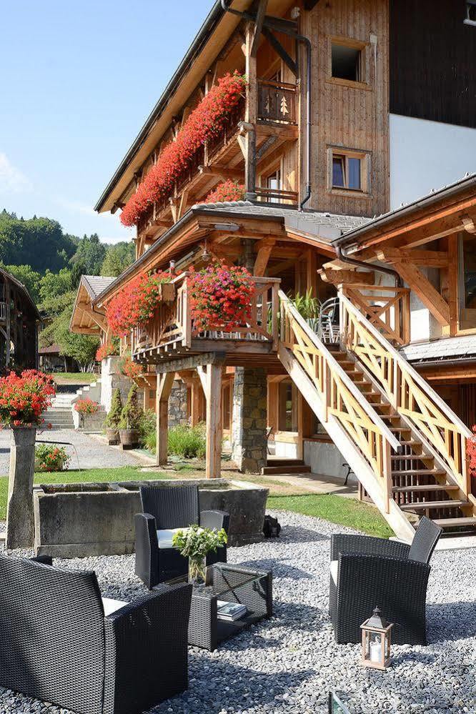 Le Morillon Hotel Exterior foto
